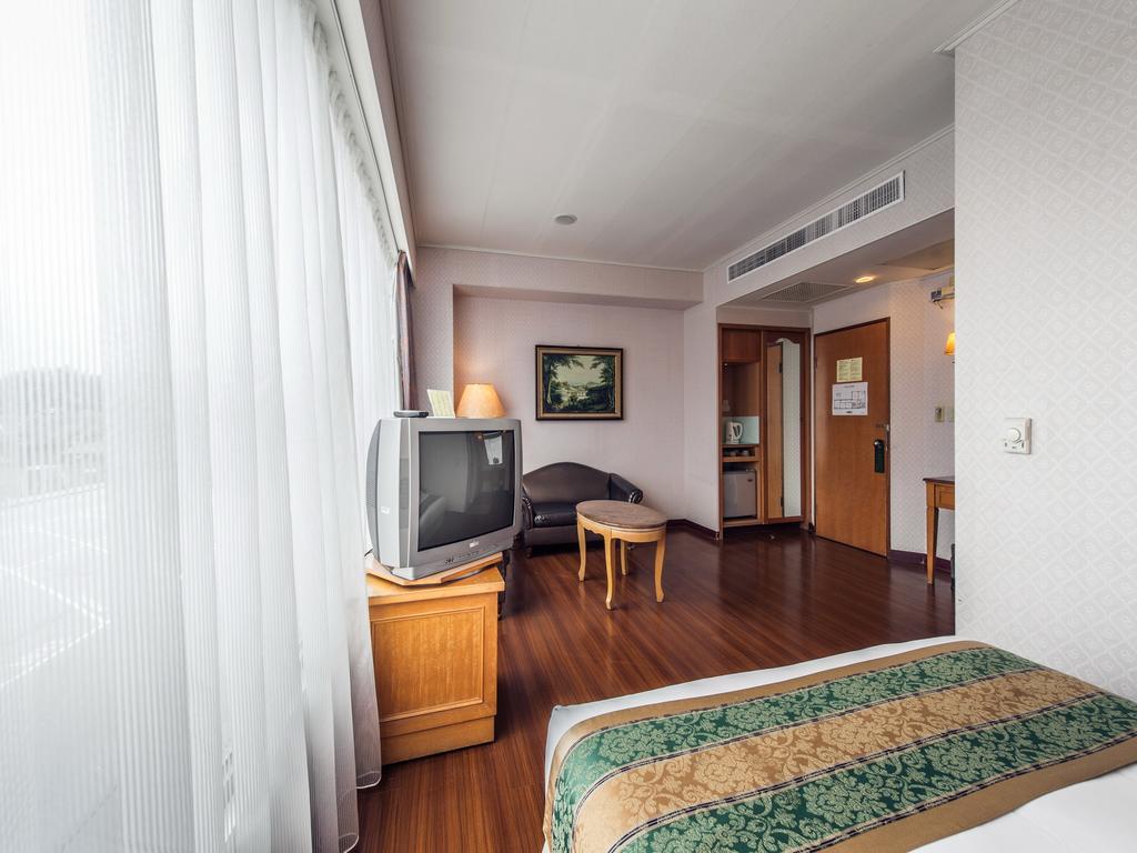 Da Shih Hotel Хуалянь Экстерьер фото