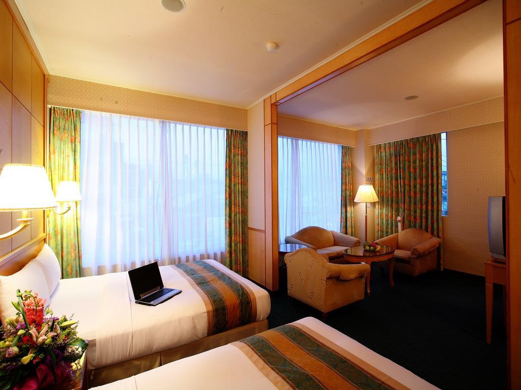 Da Shih Hotel Хуалянь Экстерьер фото